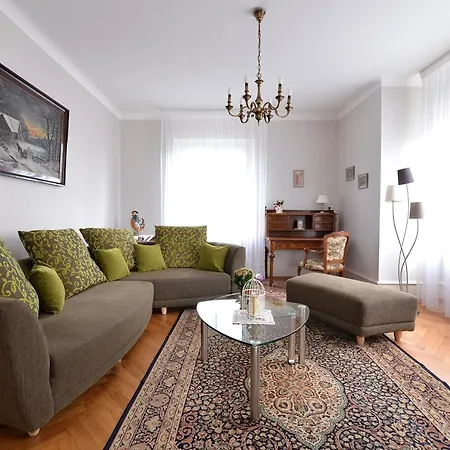 Ideal Proche Petite Venise - 5 Pers. *